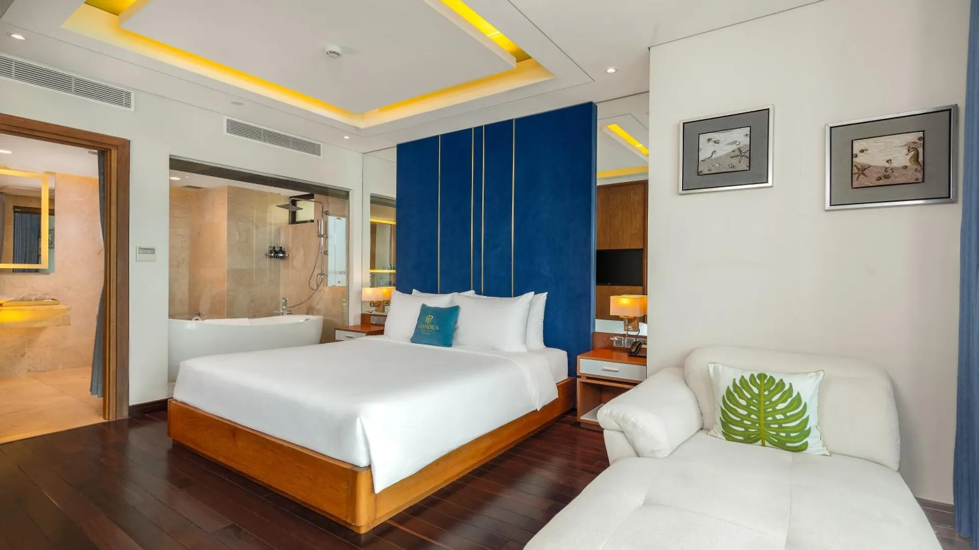 Mandila Beach Hotel Danang 4*, Đà Nẵng