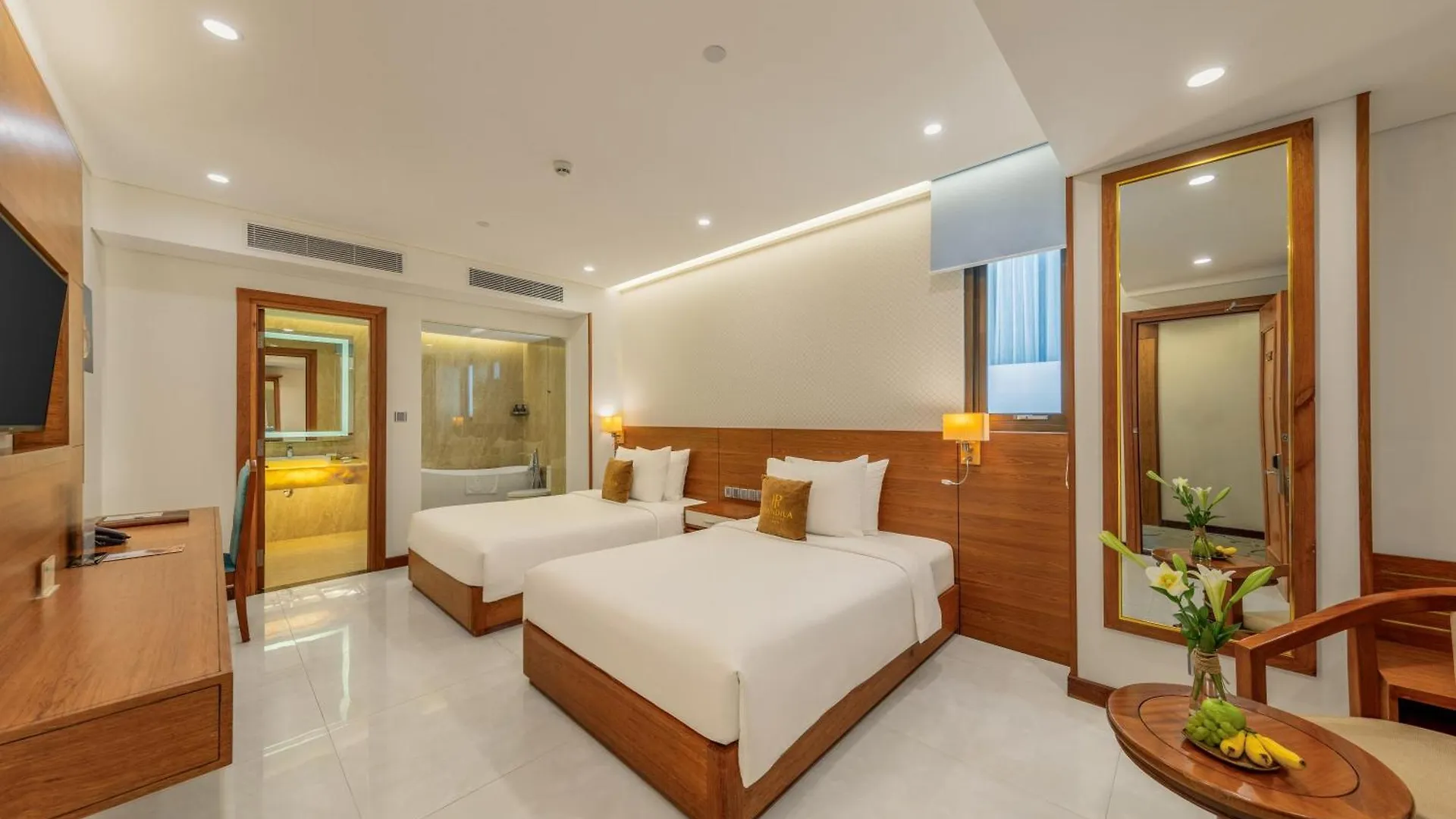 Mandila Beach Hotel Danang  Đà Nẵng